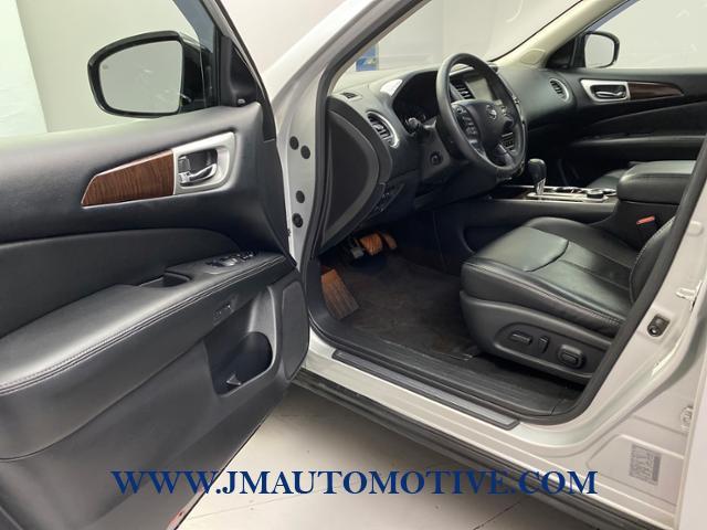 2016 Nissan Pathfinder 4WD 4dr Platinum, available for sale in Naugatuck, Connecticut | J&M Automotive Sls&Svc LLC. Naugatuck, Connecticut 2016 Nissan Pathfinder 4WD 4dr Platinum, available for sale in Naugatuck, Connecticut | J&M Automotive Sls&Svc LLC. Naugatuck, Connecticut