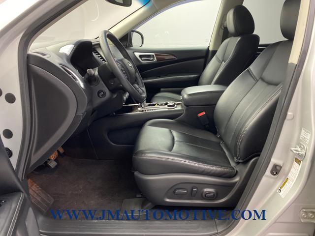 2016 Nissan Pathfinder 4WD 4dr Platinum, available for sale in Naugatuck, Connecticut | J&M Automotive Sls&Svc LLC. Naugatuck, Connecticut 2016 Nissan Pathfinder 4WD 4dr Platinum, available for sale in Naugatuck, Connecticut | J&M Automotive Sls&Svc LLC. Naugatuck, Connecticut