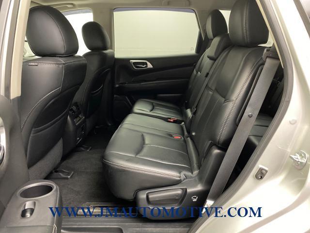 2016 Nissan Pathfinder 4WD 4dr Platinum, available for sale in Naugatuck, Connecticut | J&M Automotive Sls&Svc LLC. Naugatuck, Connecticut 2016 Nissan Pathfinder 4WD 4dr Platinum, available for sale in Naugatuck, Connecticut | J&M Automotive Sls&Svc LLC. Naugatuck, Connecticut
