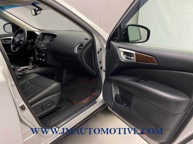 2016 Nissan Pathfinder 4WD 4dr Platinum, available for sale in Naugatuck, Connecticut | J&M Automotive Sls&Svc LLC. Naugatuck, Connecticut 2016 Nissan Pathfinder 4WD 4dr Platinum, available for sale in Naugatuck, Connecticut | J&M Automotive Sls&Svc LLC. Naugatuck, Connecticut