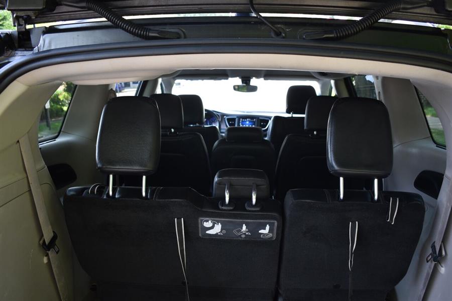 Used Chrysler Pacifica Touring L 4dr Mini Van 2018 | Camy Cars. Great Neck, New York Used Chrysler Pacifica Touring L 4dr Mini Van 2018 | Camy Cars. Great Neck, New York