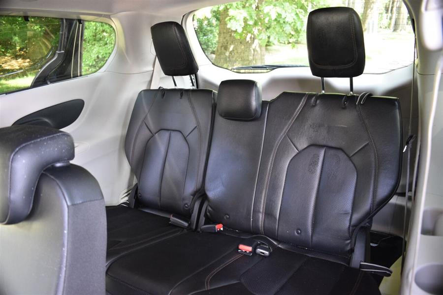 Used Chrysler Pacifica Touring L 4dr Mini Van 2018 | Camy Cars. Great Neck, New York Used Chrysler Pacifica Touring L 4dr Mini Van 2018 | Camy Cars. Great Neck, New York