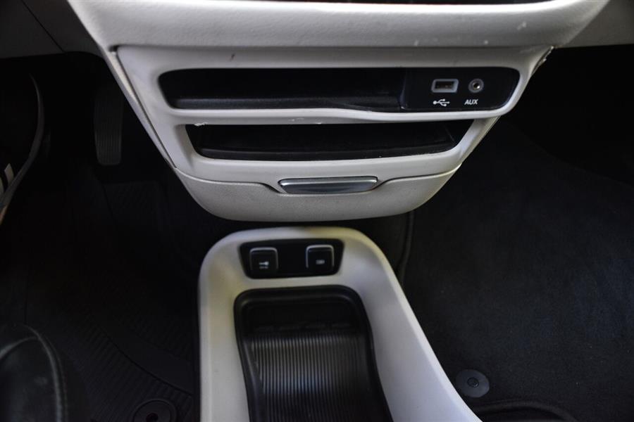 Used Chrysler Pacifica Touring L 4dr Mini Van 2018 | Camy Cars. Great Neck, New York Used Chrysler Pacifica Touring L 4dr Mini Van 2018 | Camy Cars. Great Neck, New York