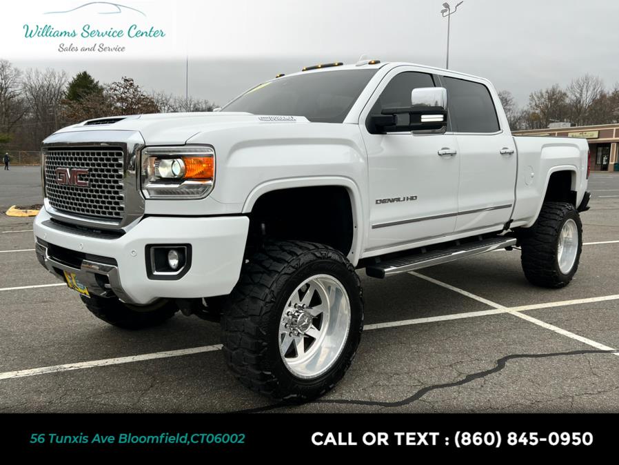 2017 GMC Sierra 3500HD 4WD Crew Cab 167.7" Denali, available for sale in Bloomfield, Connecticut | Williams Service Center. Bloomfield, Connecticut