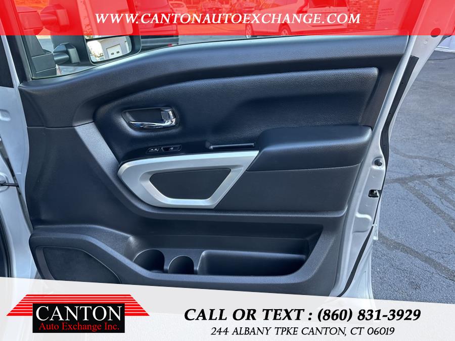 Used Nissan Titan 4x4 Crew Cab SV 2017 | Canton Auto Exchange. Canton, Connecticut Used Nissan Titan 4x4 Crew Cab SV 2017 | Canton Auto Exchange. Canton, Connecticut