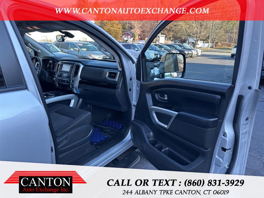 Used Nissan Titan 4x4 Crew Cab SV 2017 | Canton Auto Exchange. Canton, Connecticut Used Nissan Titan 4x4 Crew Cab SV 2017 | Canton Auto Exchange. Canton, Connecticut