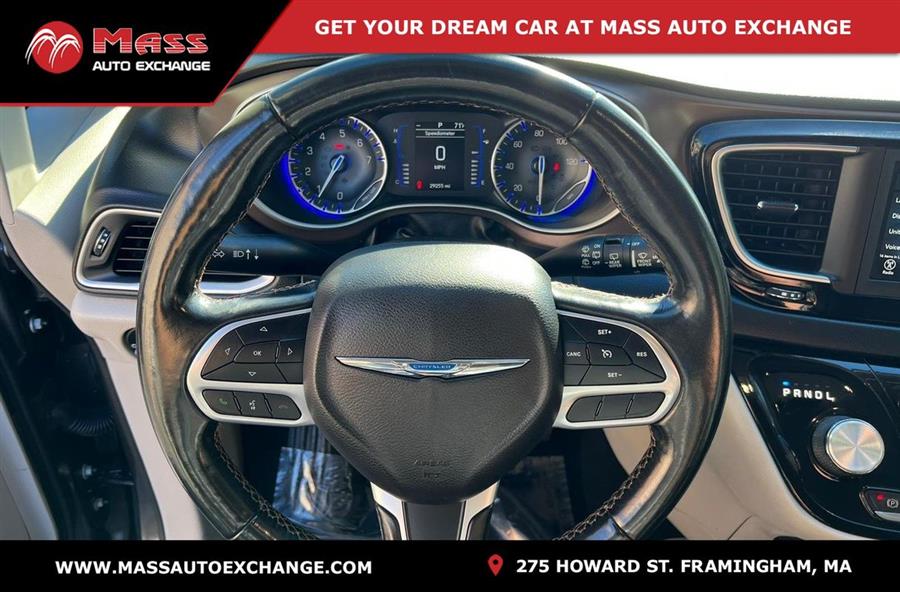 Used Chrysler Pacifica Touring L 2019 | Mass Auto Exchange. Framingham, Massachusetts Used Chrysler Pacifica Touring L 2019 | Mass Auto Exchange. Framingham, Massachusetts