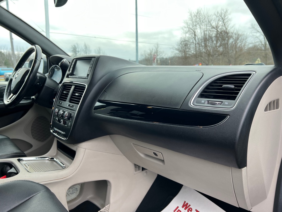 2019 Dodge Grand Caravan SXT Wagon, available for sale in Ortonville, Michigan | Marsh Auto Sales LLC. Ortonville, Michigan 2019 Dodge Grand Caravan SXT Wagon, available for sale in Ortonville, Michigan | Marsh Auto Sales LLC. Ortonville, Michigan