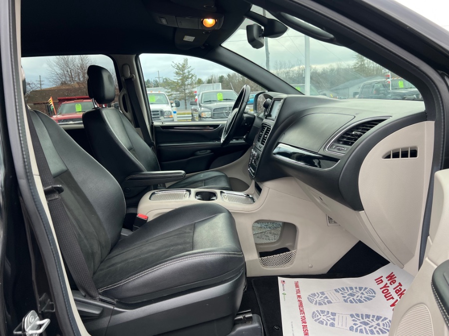 2019 Dodge Grand Caravan SXT Wagon, available for sale in Ortonville, Michigan | Marsh Auto Sales LLC. Ortonville, Michigan 2019 Dodge Grand Caravan SXT Wagon, available for sale in Ortonville, Michigan | Marsh Auto Sales LLC. Ortonville, Michigan