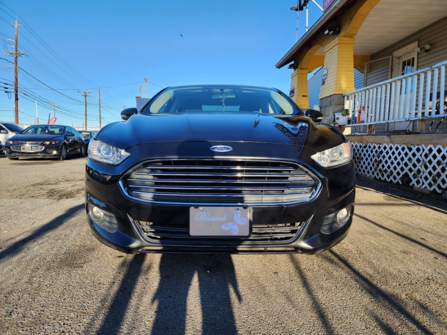 Used Ford Fusion 4dr Sdn SE FWD 2015 | Temple Hills Used Car. Temple Hills, Maryland