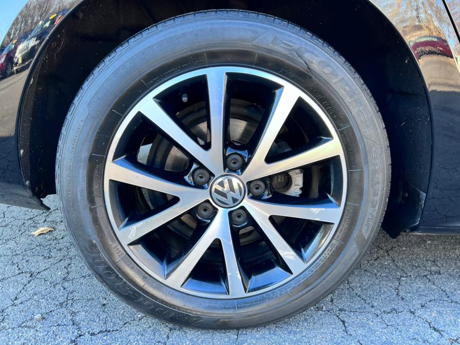 Used Volkswagen Jetta 1.4T SE Auto 2017 | L&S Automotive LLC. Plantsville, Connecticut
