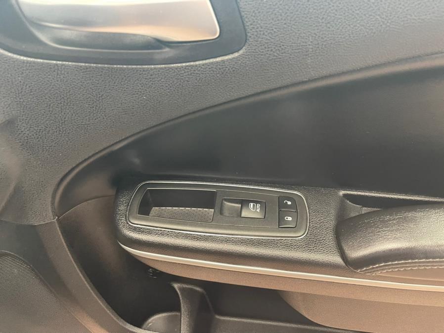2020 Dodge Charger SXT RWD, available for sale in Massapequa Park, New York | Power Motors East. Massapequa Park, New York 2020 Dodge Charger SXT RWD, available for sale in Massapequa Park, New York | Power Motors East. Massapequa Park, New York