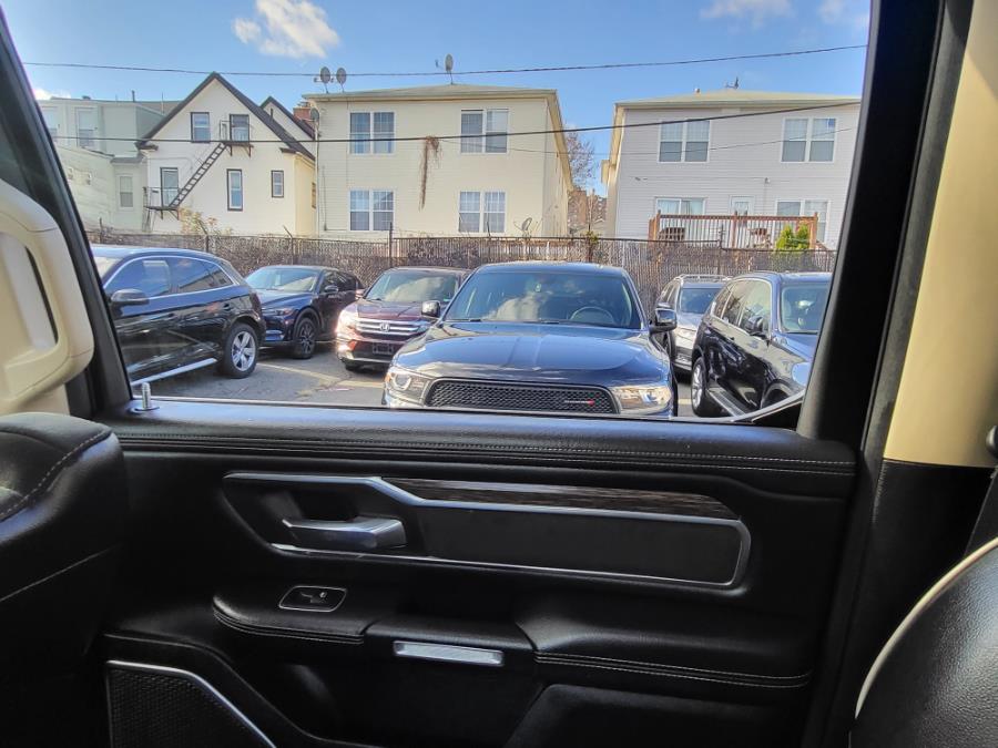 Used Ram 1500 Laramie 4x4 Crew Cab 5''7" Box 2019 | Champion Auto Sales. Newark, New Jersey