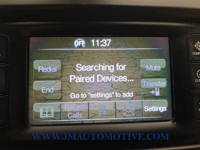 Used Jeep Cherokee 4WD 4dr Latitude 2015 | J&M Automotive Sls&Svc LLC. Naugatuck, Connecticut Used Jeep Cherokee 4WD 4dr Latitude 2015 | J&M Automotive Sls&Svc LLC. Naugatuck, Connecticut
