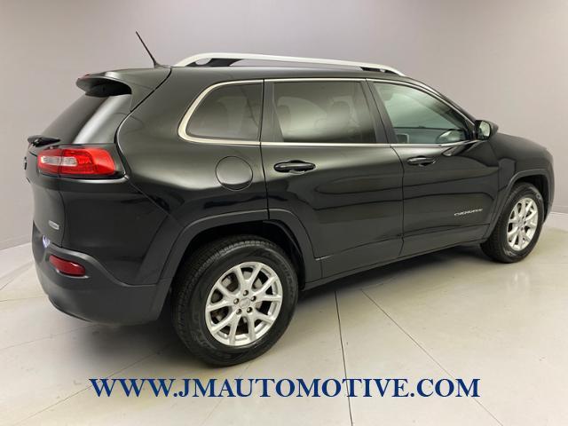 Used Jeep Cherokee 4WD 4dr Latitude 2015 | J&M Automotive Sls&Svc LLC. Naugatuck, Connecticut Used Jeep Cherokee 4WD 4dr Latitude 2015 | J&M Automotive Sls&Svc LLC. Naugatuck, Connecticut