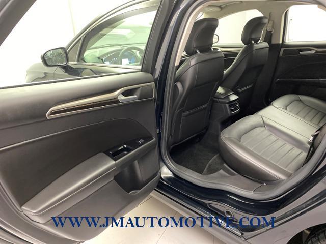 Used Ford Fusion 4dr Sdn SE FWD 2014 | J&M Automotive Sls&Svc LLC. Naugatuck, Connecticut Used Ford Fusion 4dr Sdn SE FWD 2014 | J&M Automotive Sls&Svc LLC. Naugatuck, Connecticut