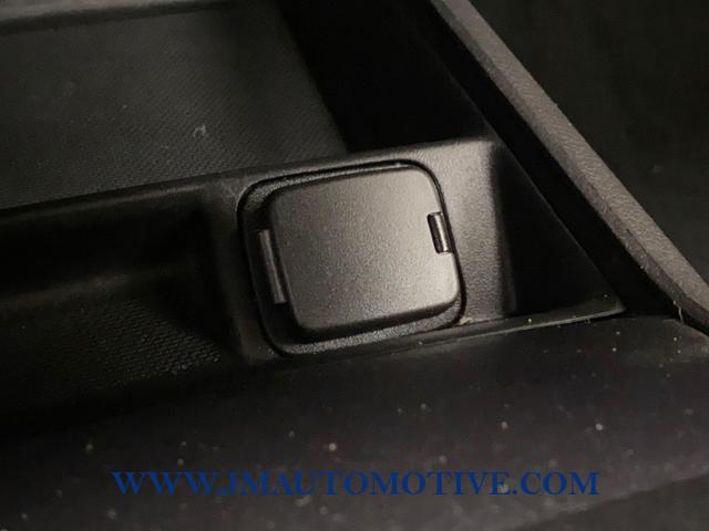Used Ford Fusion 4dr Sdn SE FWD 2014 | J&M Automotive Sls&Svc LLC. Naugatuck, Connecticut Used Ford Fusion 4dr Sdn SE FWD 2014 | J&M Automotive Sls&Svc LLC. Naugatuck, Connecticut
