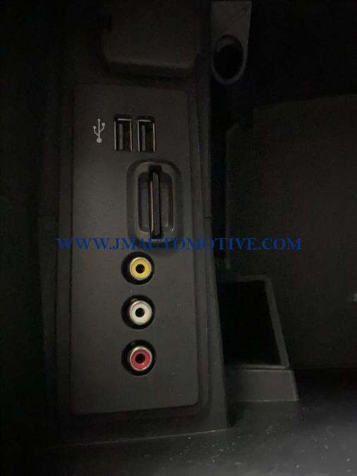 Used Ford Fusion 4dr Sdn SE FWD 2014 | J&M Automotive Sls&Svc LLC. Naugatuck, Connecticut Used Ford Fusion 4dr Sdn SE FWD 2014 | J&M Automotive Sls&Svc LLC. Naugatuck, Connecticut