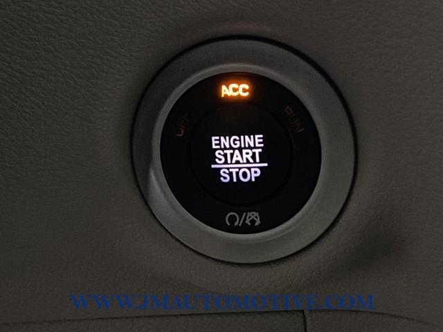 2017 Chrysler Pacifica Touring-L FWD, available for sale in Naugatuck, Connecticut | J&M Automotive Sls&Svc LLC. Naugatuck, Connecticut 2017 Chrysler Pacifica Touring-L FWD, available for sale in Naugatuck, Connecticut | J&M Automotive Sls&Svc LLC. Naugatuck, Connecticut