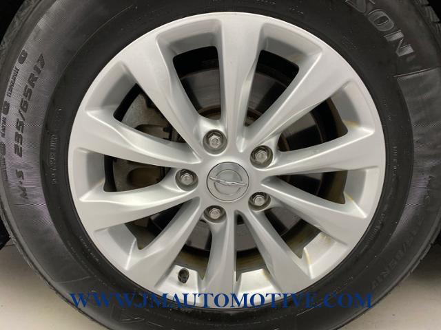 2017 Chrysler Pacifica Touring-L FWD, available for sale in Naugatuck, Connecticut | J&M Automotive Sls&Svc LLC. Naugatuck, Connecticut 2017 Chrysler Pacifica Touring-L FWD, available for sale in Naugatuck, Connecticut | J&M Automotive Sls&Svc LLC. Naugatuck, Connecticut