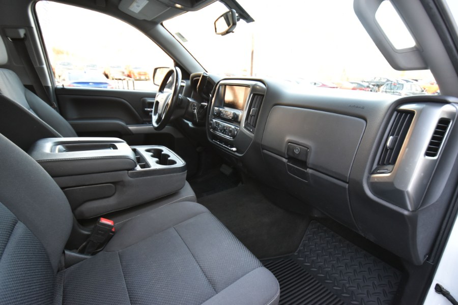 Used Chevrolet Silverado 1500 4WD Double Cab 143.5" LT w/1LT 2018 | Highline Car Connection. Waterbury, Connecticut Used Chevrolet Silverado 1500 4WD Double Cab 143.5" LT w/1LT 2018 | Highline Car Connection. Waterbury, Connecticut