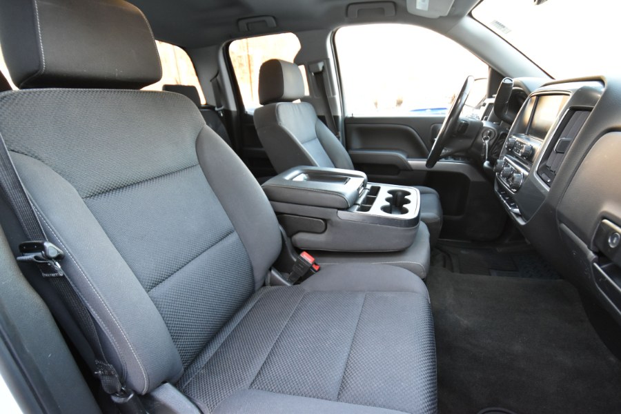 Used Chevrolet Silverado 1500 4WD Double Cab 143.5" LT w/1LT 2018 | Highline Car Connection. Waterbury, Connecticut Used Chevrolet Silverado 1500 4WD Double Cab 143.5" LT w/1LT 2018 | Highline Car Connection. Waterbury, Connecticut