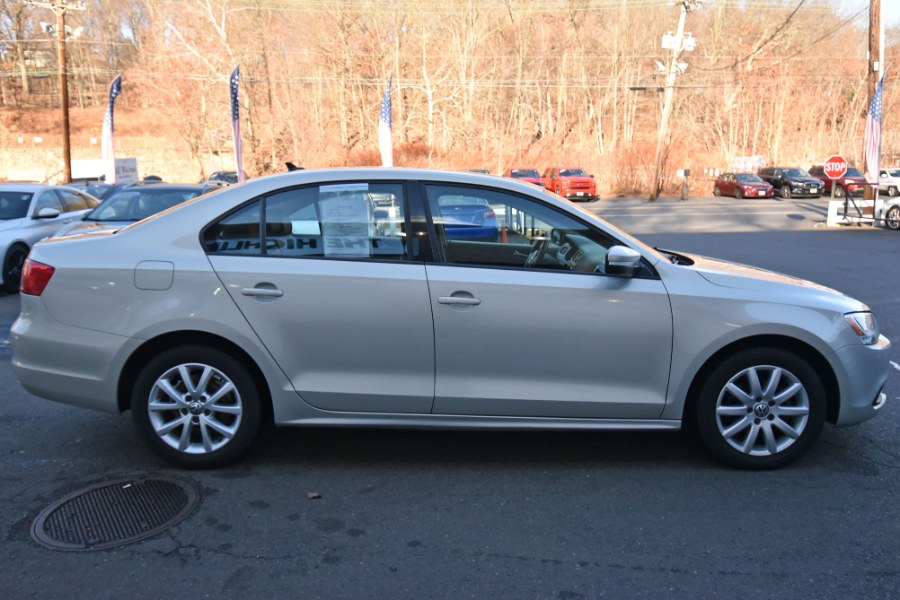 2011 Volkswagen Jetta Sedan 4dr Auto SE w/Convenience & Sunroof PZEV, available for sale in Waterbury, Connecticut | Highline Car Connection. Waterbury, Connecticut 2011 Volkswagen Jetta Sedan 4dr Auto SE w/Convenience & Sunroof PZEV, available for sale in Waterbury, Connecticut | Highline Car Connection. Waterbury, Connecticut