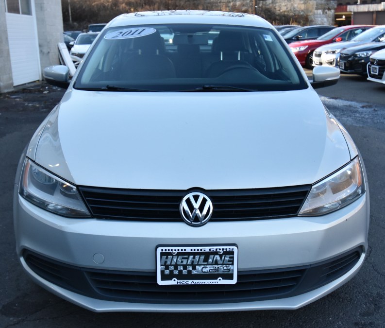 2011 Volkswagen Jetta Sedan 4dr Auto SE w/Convenience & Sunroof PZEV, available for sale in Waterbury, Connecticut | Highline Car Connection. Waterbury, Connecticut 2011 Volkswagen Jetta Sedan 4dr Auto SE w/Convenience & Sunroof PZEV, available for sale in Waterbury, Connecticut | Highline Car Connection. Waterbury, Connecticut