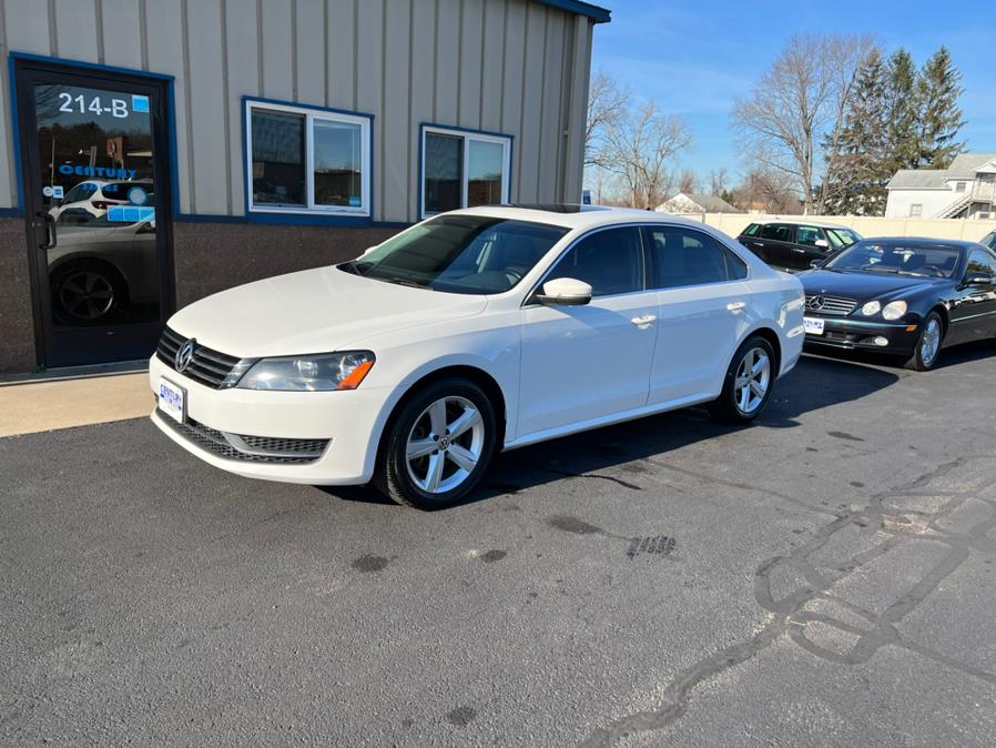 2013 Volkswagen Passat 4dr Sdn 2.5L Auto SE PZEV, available for sale in East Windsor, Connecticut | Century Auto And Truck. East Windsor, Connecticut