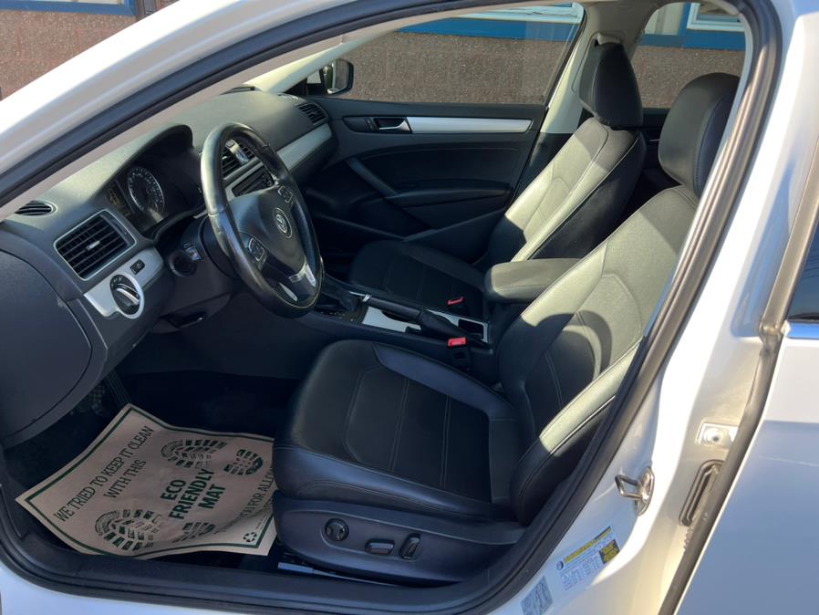 2013 Volkswagen Passat 4dr Sdn 2.5L Auto SE PZEV, available for sale in East Windsor, Connecticut | Century Auto And Truck. East Windsor, Connecticut 2013 Volkswagen Passat 4dr Sdn 2.5L Auto SE PZEV, available for sale in East Windsor, Connecticut | Century Auto And Truck. East Windsor, Connecticut