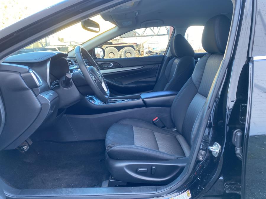 2017 Nissan Maxima SR 3.5L, available for sale in Milford, Connecticut | Dealertown Auto Wholesalers. Milford, Connecticut 2017 Nissan Maxima SR 3.5L, available for sale in Milford, Connecticut | Dealertown Auto Wholesalers. Milford, Connecticut