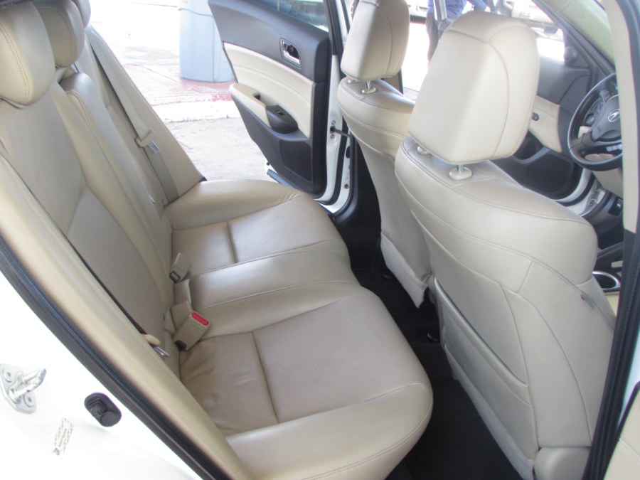 2016 Acura ILX 4dr Sdn w/Premium Pkg, available for sale in Orlando, Florida | VIP Auto Enterprise, Inc. Orlando, Florida 2016 Acura ILX 4dr Sdn w/Premium Pkg, available for sale in Orlando, Florida | VIP Auto Enterprise, Inc. Orlando, Florida