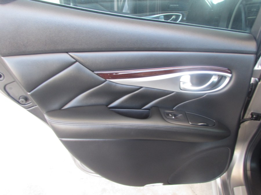 2012 Infiniti M37 4dr Sdn RWD, available for sale in Orlando, Florida | VIP Auto Enterprise, Inc. Orlando, Florida 2012 Infiniti M37 4dr Sdn RWD, available for sale in Orlando, Florida | VIP Auto Enterprise, Inc. Orlando, Florida