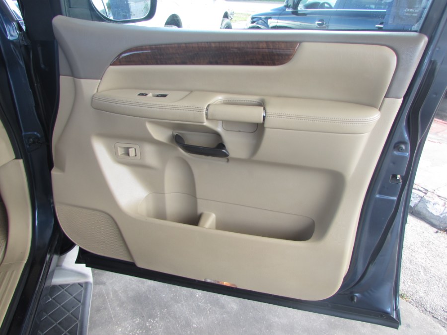 2013 Nissan Armada 2WD 4dr Platinum, available for sale in Orlando, Florida | VIP Auto Enterprise, Inc. Orlando, Florida 2013 Nissan Armada 2WD 4dr Platinum, available for sale in Orlando, Florida | VIP Auto Enterprise, Inc. Orlando, Florida