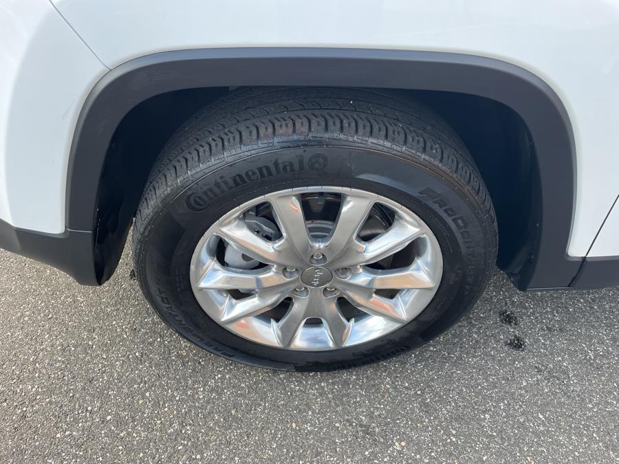 2015 Jeep Cherokee 4WD 4dr Limited, available for sale in Hartford, Connecticut | Lex Autos LLC. Hartford, Connecticut 2015 Jeep Cherokee 4WD 4dr Limited, available for sale in Hartford, Connecticut | Lex Autos LLC. Hartford, Connecticut