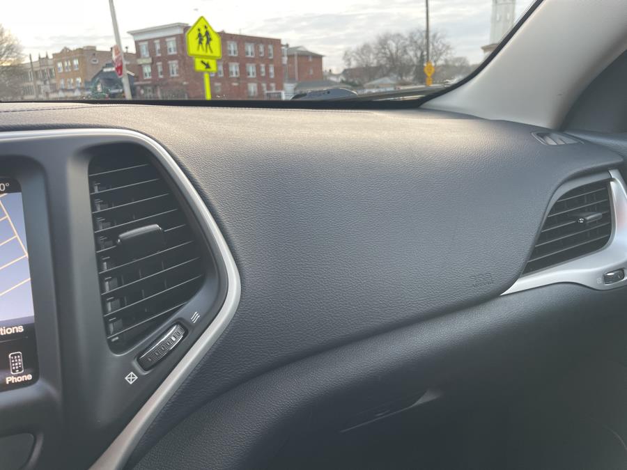 2015 Jeep Cherokee 4WD 4dr Limited, available for sale in Hartford, Connecticut | Lex Autos LLC. Hartford, Connecticut 2015 Jeep Cherokee 4WD 4dr Limited, available for sale in Hartford, Connecticut | Lex Autos LLC. Hartford, Connecticut