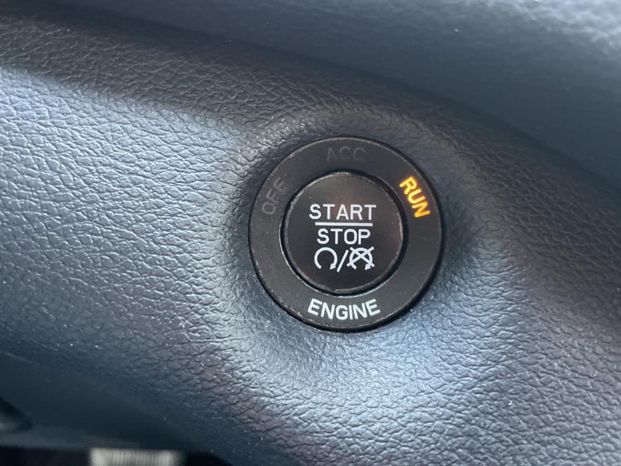 2015 Jeep Cherokee 4WD 4dr Limited, available for sale in Hartford, Connecticut | Lex Autos LLC. Hartford, Connecticut 2015 Jeep Cherokee 4WD 4dr Limited, available for sale in Hartford, Connecticut | Lex Autos LLC. Hartford, Connecticut