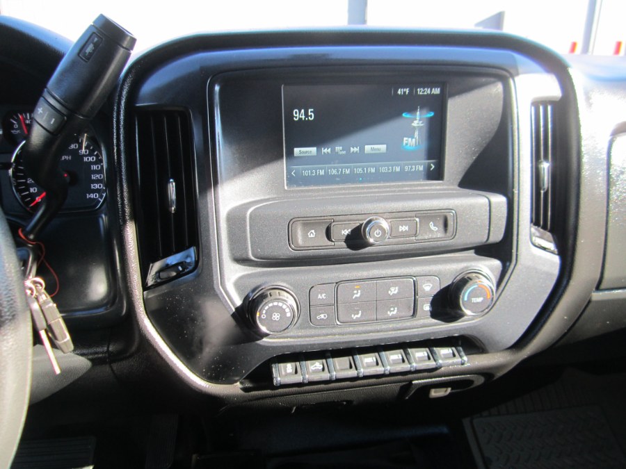 Used Chevrolet Silverado 3500HD 4WD Crew Cab 171.5" WB, 59.06" CA WT 2017 | A-Tech. Medford, Massachusetts Used Chevrolet Silverado 3500HD 4WD Crew Cab 171.5" WB, 59.06" CA WT 2017 | A-Tech. Medford, Massachusetts