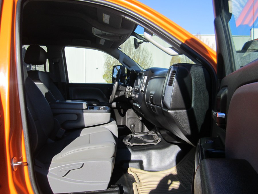 Used Chevrolet Silverado 3500HD 4WD Crew Cab 171.5" WB, 59.06" CA WT 2017 | A-Tech. Medford, Massachusetts Used Chevrolet Silverado 3500HD 4WD Crew Cab 171.5" WB, 59.06" CA WT 2017 | A-Tech. Medford, Massachusetts