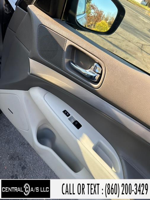 2015 Infiniti Q40 4dr Sdn AWD, available for sale in East Windsor, Connecticut | Central A/S LLC. East Windsor, Connecticut 2015 Infiniti Q40 4dr Sdn AWD, available for sale in East Windsor, Connecticut | Central A/S LLC. East Windsor, Connecticut