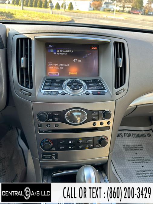 2015 Infiniti Q40 4dr Sdn AWD, available for sale in East Windsor, Connecticut | Central A/S LLC. East Windsor, Connecticut 2015 Infiniti Q40 4dr Sdn AWD, available for sale in East Windsor, Connecticut | Central A/S LLC. East Windsor, Connecticut