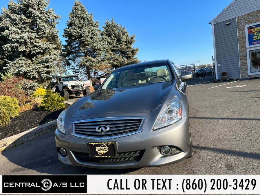 2015 Infiniti Q40 4dr Sdn AWD, available for sale in East Windsor, Connecticut | Central A/S LLC. East Windsor, Connecticut 2015 Infiniti Q40 4dr Sdn AWD, available for sale in East Windsor, Connecticut | Central A/S LLC. East Windsor, Connecticut