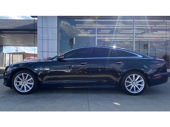 2016 Jaguar XJ 4dr Sdn R-Sport AWD, available for sale in Syosset, New York | Gold Coast Motors of Syosset. Syosset, New York 2016 Jaguar XJ 4dr Sdn R-Sport AWD, available for sale in Syosset, New York | Gold Coast Motors of Syosset. Syosset, New York