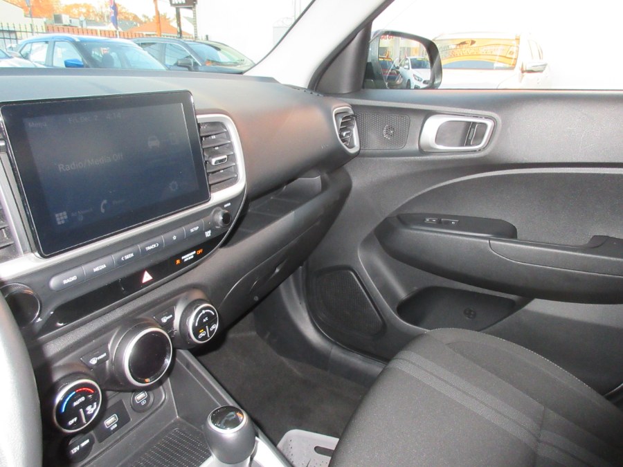 Used Hyundai Venue SEL IVT 2021 | Route 27 Auto Mall. Linden, New Jersey Used Hyundai Venue SEL IVT 2021 | Route 27 Auto Mall. Linden, New Jersey