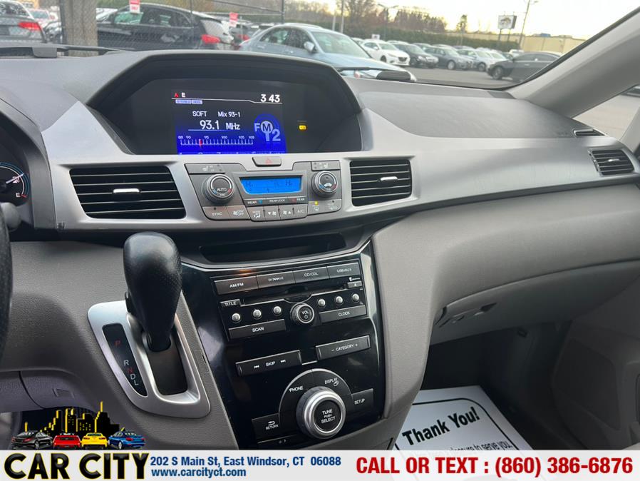 2013 Honda Odyssey 5dr EX-L w/Navi, available for sale in East Windsor, Connecticut | Car City LLC. East Windsor, Connecticut 2013 Honda Odyssey 5dr EX-L w/Navi, available for sale in East Windsor, Connecticut | Car City LLC. East Windsor, Connecticut