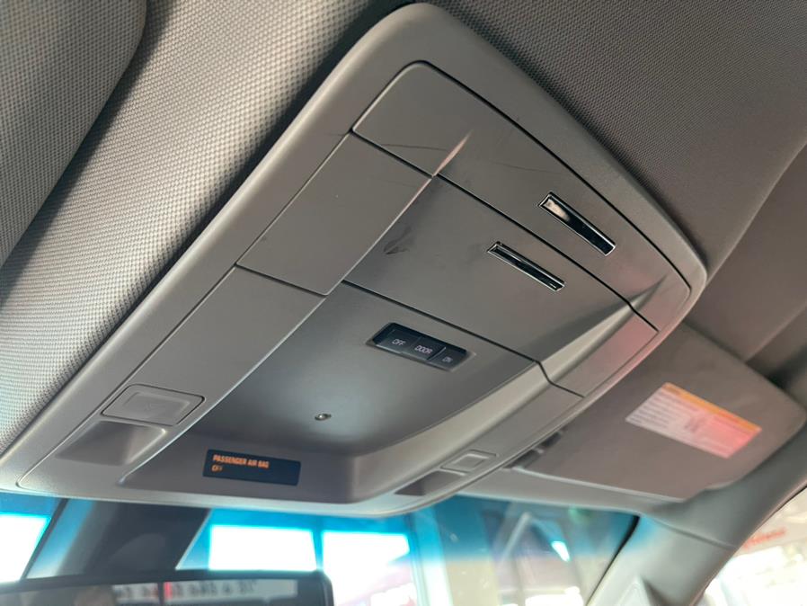 2019 Chevrolet Tahoe 2WD 4dr LS, available for sale in Inwood, New York | 5 Towns Drive. Inwood, New York 2019 Chevrolet Tahoe 2WD 4dr LS, available for sale in Inwood, New York | 5 Towns Drive. Inwood, New York