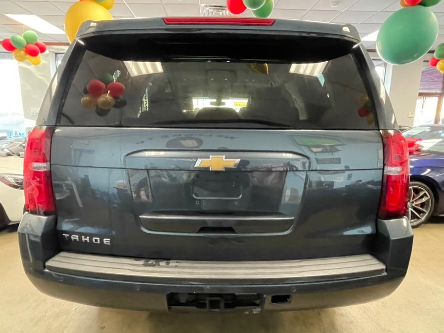 2019 Chevrolet Tahoe 2WD 4dr LS, available for sale in Inwood, New York | 5 Towns Drive. Inwood, New York 2019 Chevrolet Tahoe 2WD 4dr LS, available for sale in Inwood, New York | 5 Towns Drive. Inwood, New York