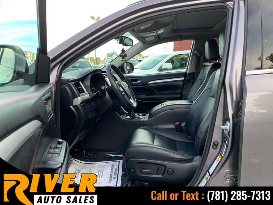 Used Toyota Highlander AWD 4dr V6 XLE (Natl) 2016 | River Auto Sales. Malden, Massachusetts Used Toyota Highlander AWD 4dr V6 XLE (Natl) 2016 | River Auto Sales. Malden, Massachusetts