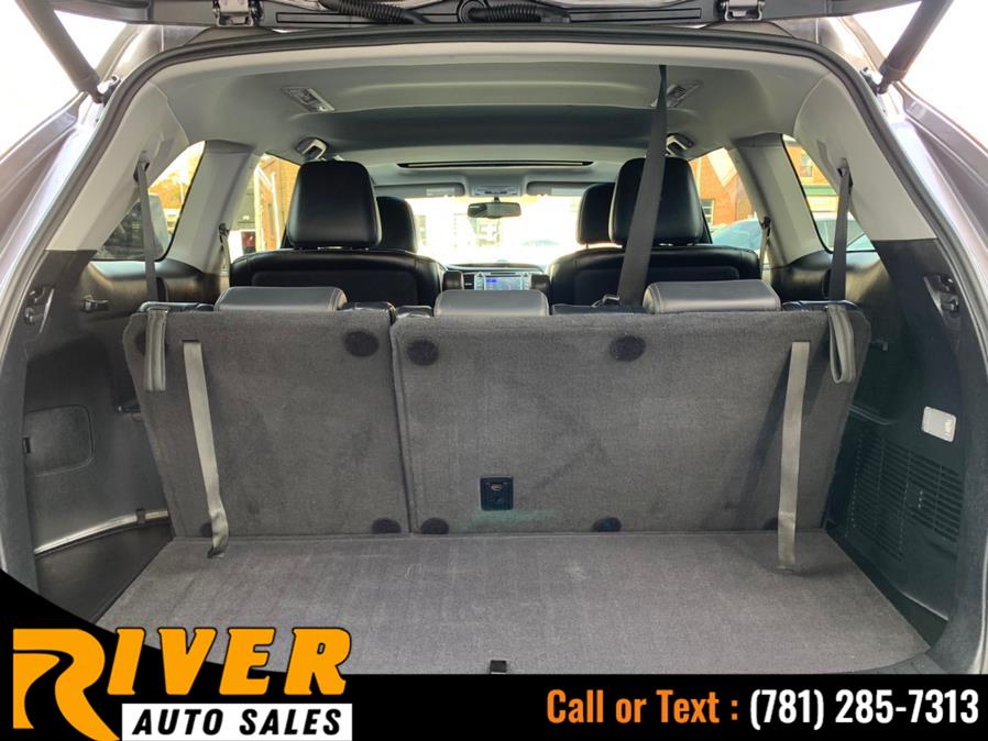 Used Toyota Highlander AWD 4dr V6 XLE (Natl) 2016 | River Auto Sales. Malden, Massachusetts Used Toyota Highlander AWD 4dr V6 XLE (Natl) 2016 | River Auto Sales. Malden, Massachusetts