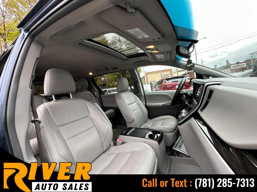 Used Toyota Sienna 5dr 7-Pass Van XLE AWD (Natl) 2015 | River Auto Sales. Malden, Massachusetts Used Toyota Sienna 5dr 7-Pass Van XLE AWD (Natl) 2015 | River Auto Sales. Malden, Massachusetts